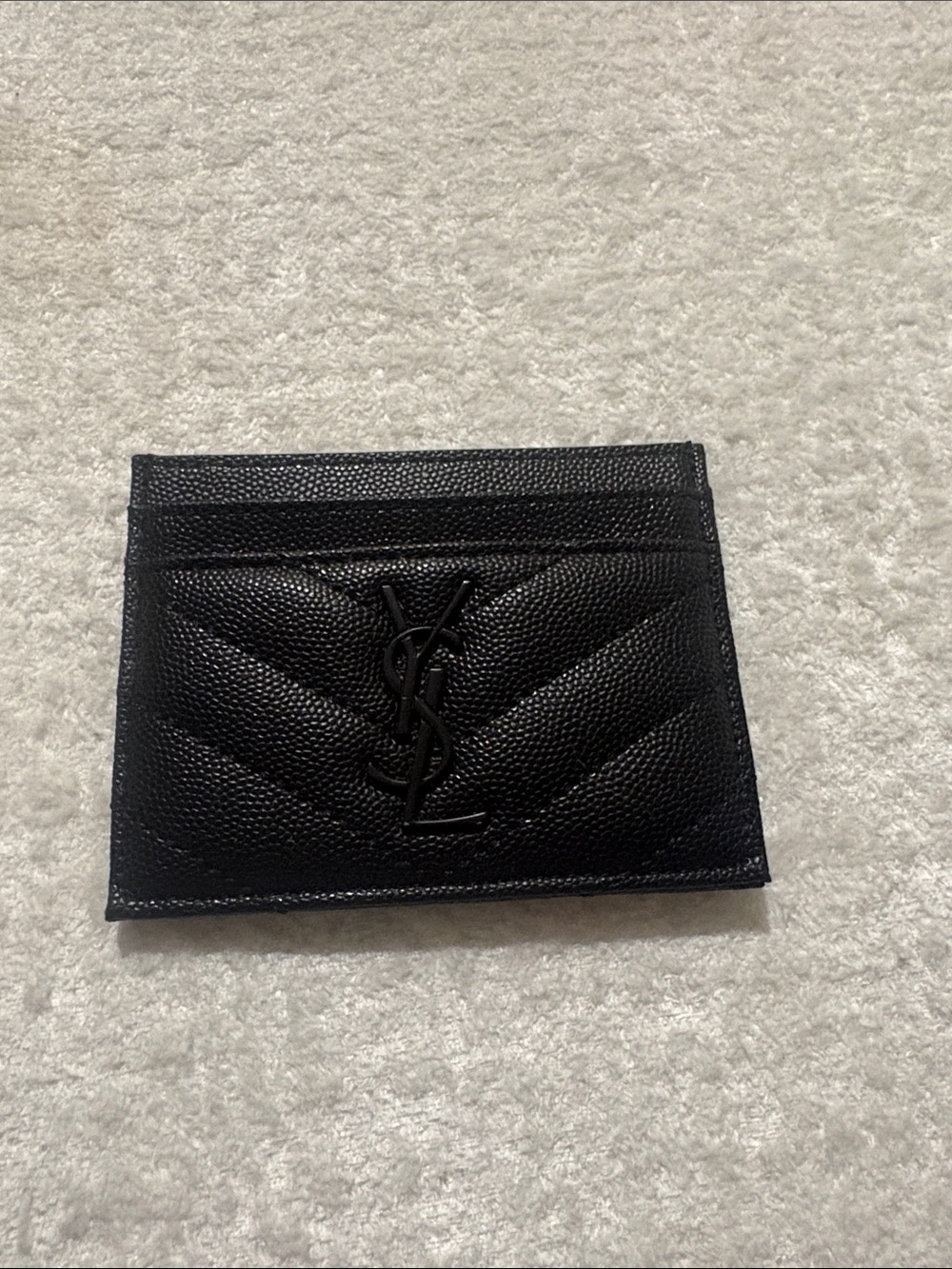 Black Quilted Leather Card Holder. Like new. Ships fast & safely.